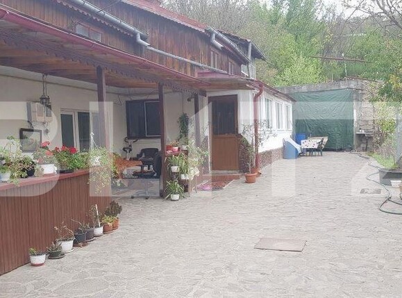 Casa de vânzare 7 camere Podul de Fier - 144893CV | BLITZ Iași | Poza1