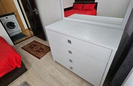 Apartament de 3 camere, 55 mp, zona Pacurari