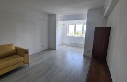Apartament de 3 camere, 65mp, decomandat, loc de parcare, Rediu