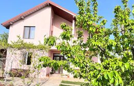 Casa 5 camere, 220mp, 787 mp teren, Aroneanu 