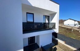 Duplex, 3 camere, 100 mp utili, 180 mp teren, Bucium, Family Market