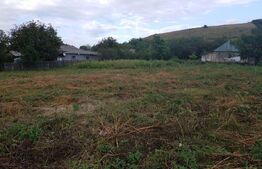 Teren intravilan de 1500 mp, canalizare, Gaureni