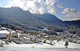 Afacere la cheie, pensiune de 500 mp utili, statiunea Durau