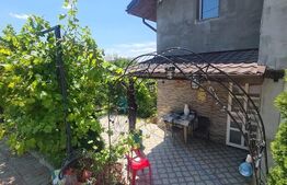 Casa 5 camere, 196 mp, 570 mp teren, zona Nicolina