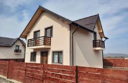 Casa de 4 camere, 100 mp utili, 425 mp de teren, Letcani