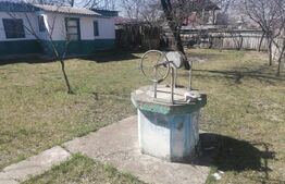 Casa batraneasca cu teren de 2900 mp in Osoi