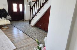 Duplex D+P+E de 4 camere cu garaj, 223 mp, Visan