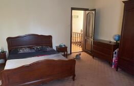 Casa 400 mp, teren 1164 mp, 3 niveluri, zona P-ta Chirila