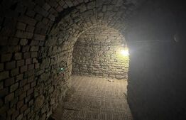 Casa 400 mp, teren 1164 mp, 3 niveluri, zona P-ta Chirila