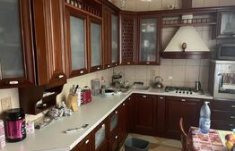 Casa 400 mp, teren 1164 mp, 3 niveluri, zona P-ta Chirila