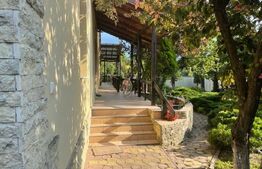 Casa 400 mp, teren 1164 mp, 3 niveluri, zona P-ta Chirila