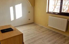 Casa 6 camere, 245mp, Bucium