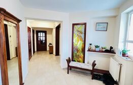 Casa boiereasca, rafinata si luxoasa cu 8 camere, 480mp, Chicerea