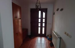 Casa 5 camere,240 mp utili si 485 mp teren, Nicolina