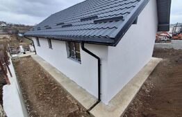 Casa 3 camere, 86mp, 310 mp teren, cu terasa si beci, Visani