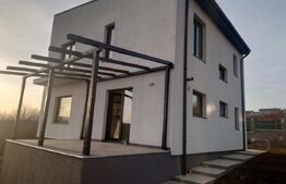 Casa 4 camere, 115 mp utili,  in Valea Adanca