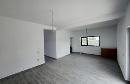 Casa de 116 mp,locatie superba, teren de 460-800 mp,Uricani