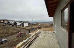 Casa cu 4 camere, 164 mp utili, 577 mp de teren, Miroslava