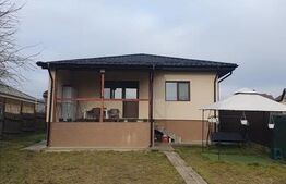 Casa plan parter, 950 mp de teren, zona Dancu