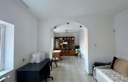 Casa de 311 mp utili, 3 nivele, 862 mp teren, zona Bucium