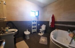 Casa de 3 camere, 100 mp, Valea Adanca