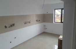 Casa 3 camere plan parter în Horpaz