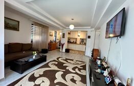 Apartament de 2 camere, 65mp, curte, loc de parcare, zona Rediu