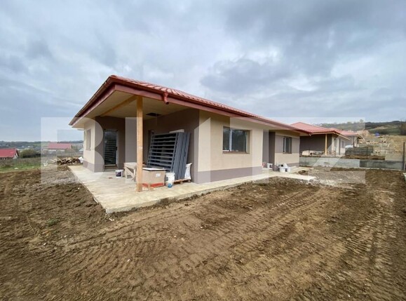 Casa de vânzare 4 camere Barnova  - 148983CV | BLITZ Iași | Poza1