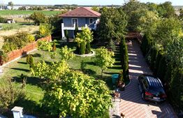 Casa 4 camere, 200 mp util, 1300 mp teren in proprietate, Sculeni