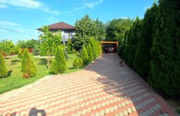 Casa 4 camere, 200 mp util, 1300 mp teren in proprietate, Sculeni