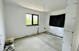 Casa 5 camere, 120 mp utili, 1000 mp teren, strada principala, Dumesti