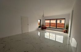 Casa cu 4 camere, 115 mp, 520 mp teren, zona Cercu