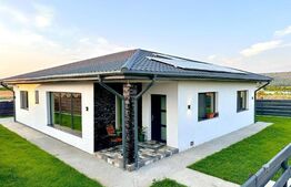 Casa cu 4 camere, 115 mp, 520 mp teren, zona Cercu