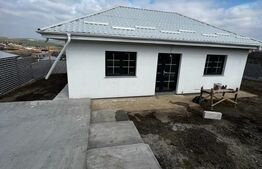 Casa individuala 3 camere, 360 mp teren, Miroslava