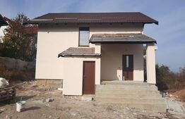 Casa cu beci, 4 camere, 118 mp, 410 mp de teren, Barnova