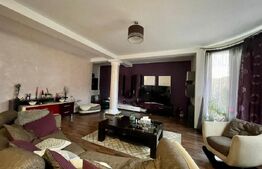 Vila de 6 camere cu vedere spre lac, 274 mp utili, Hlincea