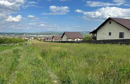 Teren intravilan, 1734 mp, zona Horpaz