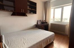 Apartament de 3 camere, decomandat, 76 mp, Centru