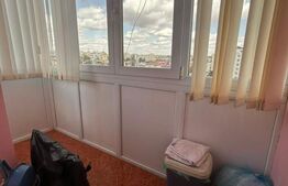 Apartament de 3 camere, decomandat, 76 mp, Centru