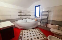 Casa cu 5 camere, beci, foisor, 176 mp, teren de 500 mp, Breazu