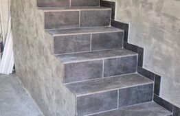 Casa tip triplex, 77 mp, 220 mp teren, curte separata, Horpaz