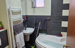  Apartament 3  camere , 65mp, zona Mircea