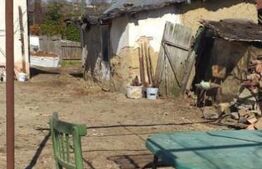 Casa batraneasca si teren, 450 mp, zona Tatarasi 