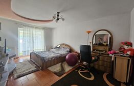 Apartament 4 camere, 81mp+mansarda, decomandat, zona Frumoasa