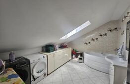 Apartament 4 camere, 81mp+mansarda, decomandat, zona Frumoasa