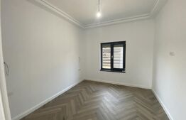 Casă elegantă, parter cu garaj, Valea Adanca, Iasi