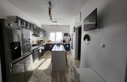 Vila superba 180mp, 450mp teren, cu piscina, foisor in Miroslava