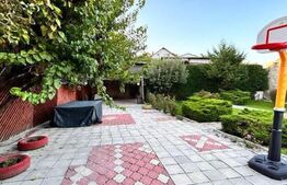 Casa P+1+M, 4 camere, 202 mp utili, 648mp teren, situata in Husi