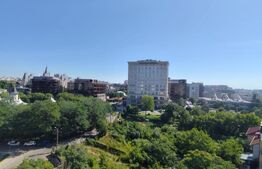 Apartament 3 camere zona Palas Campus