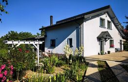 Casa 5 camere in Barnova, 150 mp utili si 1000 mp teren
